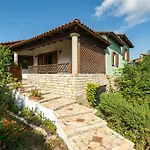 Villa Rossu Nuxis