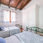 Villa Rossu *